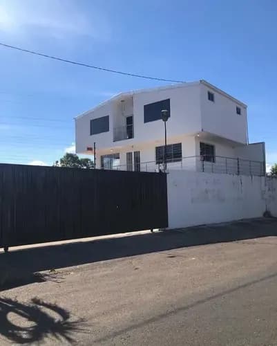 Galpón En Venta Zona Industrial De Paramillo Ms