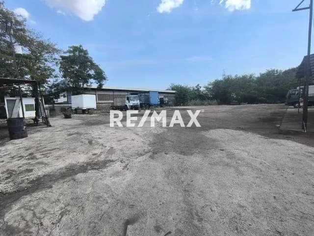 En Venta terreno industrial en la zona industrial municipal norte de Valencia