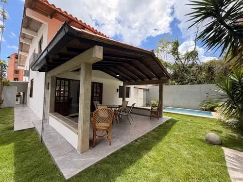 Venta De Casa En Colinas De Bello Monte