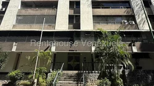 Amplio Apartamento En Venta En El Marques 26-15527
