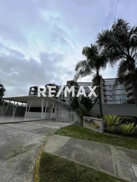 APARTAMENTO EN VENTA - URB. EL SOLAR DEL HATILLO