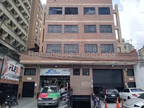Comercial En Alquiler Los Dos Caminos-yz-cod. 26-14558