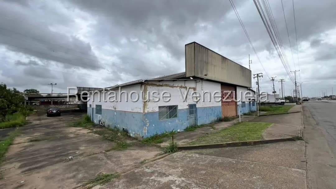 Comercial (Galpon - Deposito) en Venta en Zona Industrial, Monagas