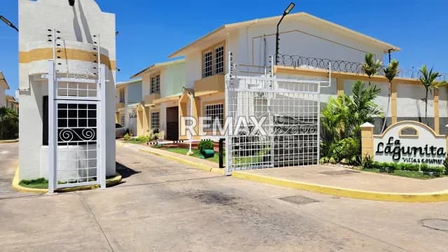 Townhouse en Venta Villa Lagunita Country