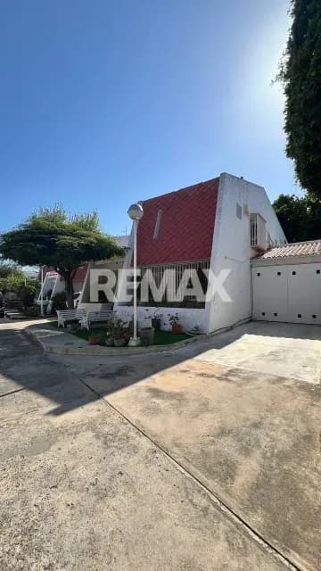 Se Vende Townhouse en el Pilar