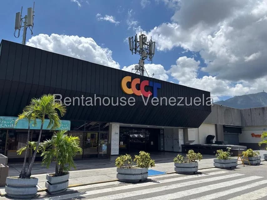 Comercial (Oficina) en Alquiler en Chuao, Distrito Metropolitano