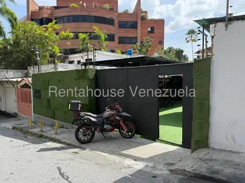 En Venta Casa Comercial En Sebucan / Bp Mls #26-21355