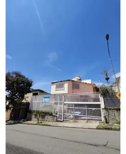 Casa En Alquiler Y Venta En San Bernardino, Caracas De Oportunidad