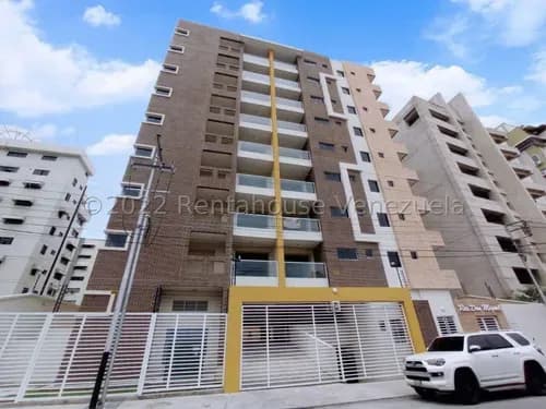 Penthouse En Venta De 554mts Obra Gris Zona Norte Maracay La Soledad 25-12677 Avel