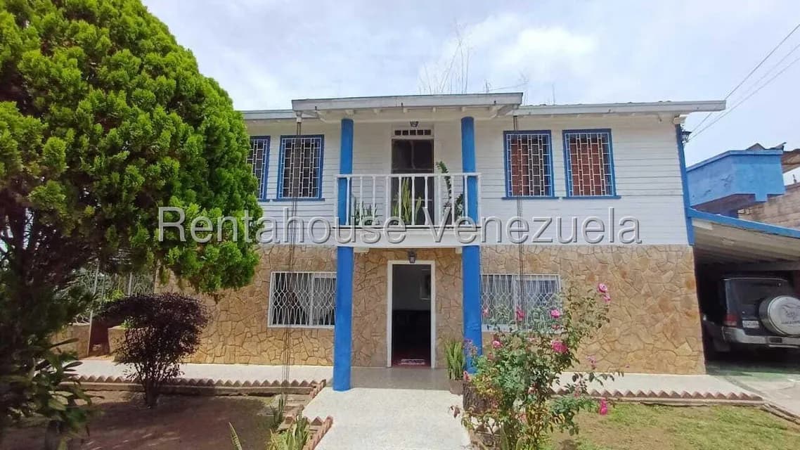 Casa (Duplex) en Venta en Macarena Sur, Miranda