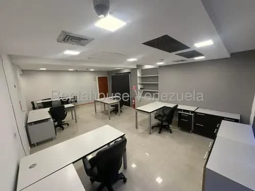 Cur Oficina En Alquiler En Las Mercedes 26-17045 Yg
