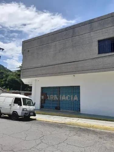 Local En Alquiler, (sandra Nino) En Guacara, Ideal Para Farmacia O Drogueria, Mayo