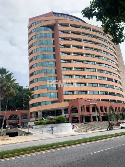 Oficina en alquiler Torre Movilnet