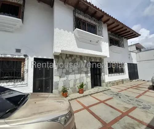 Ea Casa En Venta Urb. Colinas De Bello Monte, Caracas Yf 25-18569