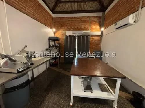 Nc Casa En Venta En Alta Florida Con Generosos Espacios Y Áreas Verdes 26-21966