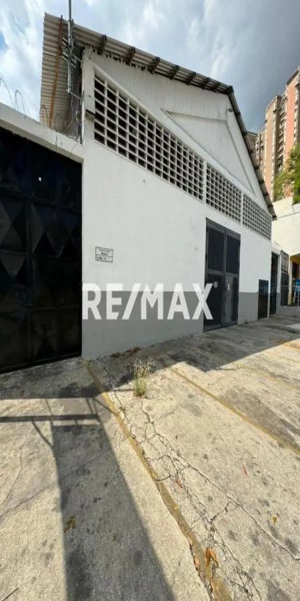 Galpon industrial en venta en Boleita Norte