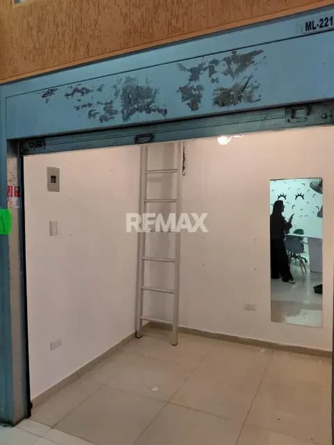 local comercial C.C. Gran bazar