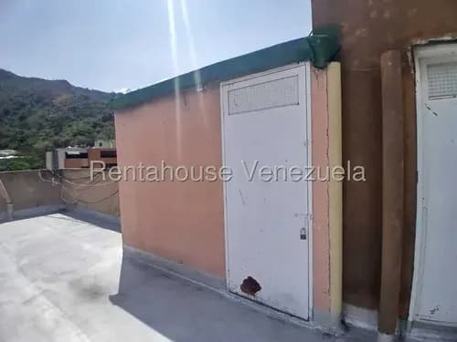 Se Vende Bello Apartamento En El Paraiso Mls 26-13940