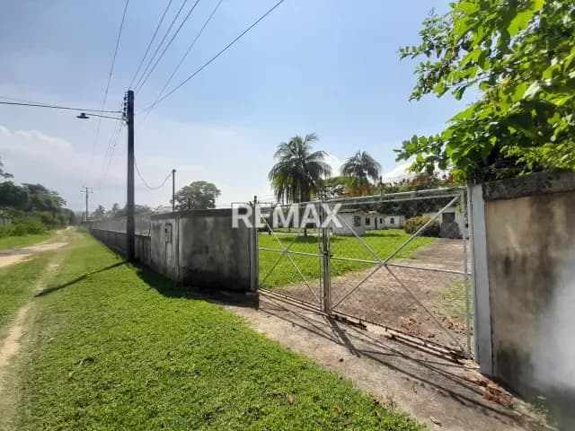 EN VENTA TERRENO DE 2.524 MTS2 CON UNA EXCELENTE UBICACION EN GRANJAS DE EL TUQUE EN TUCACAS ESTADO FALCÓN