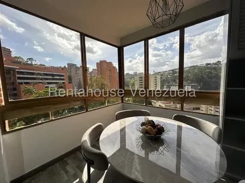 Apartamento En Alquiler En Los Naranjos 26-14818 As
