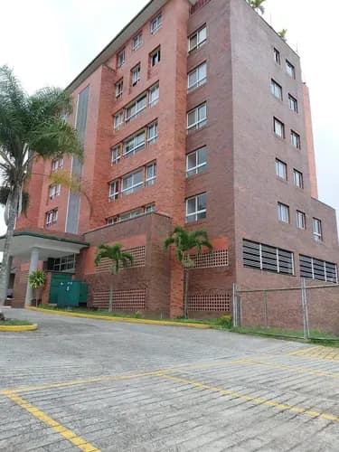Apto A Estrenar De 164 Metros 4 Hab 3 Baños 4 Puestos 3 Techados Piso De Porcelanato Vista Espectacular Documentos Al Día Listos Para Firmar Entrega Inmediata.