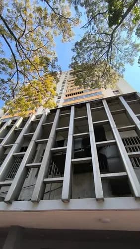 Apartamento/ Alquiler/ Los Palos Grandes/ Solo Odontólogos/ 1 Habti/ 1 Consultorio Odontologico / Consultorio Cabina