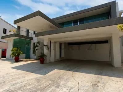 Casa tipo Villa en Venta Lechería Conjunto Residencial Las Villas