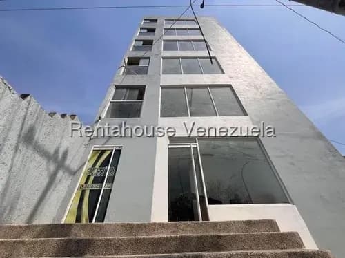 Oficina En Venta En El Limón Maracay, Rah 26-21455 Meglisf
