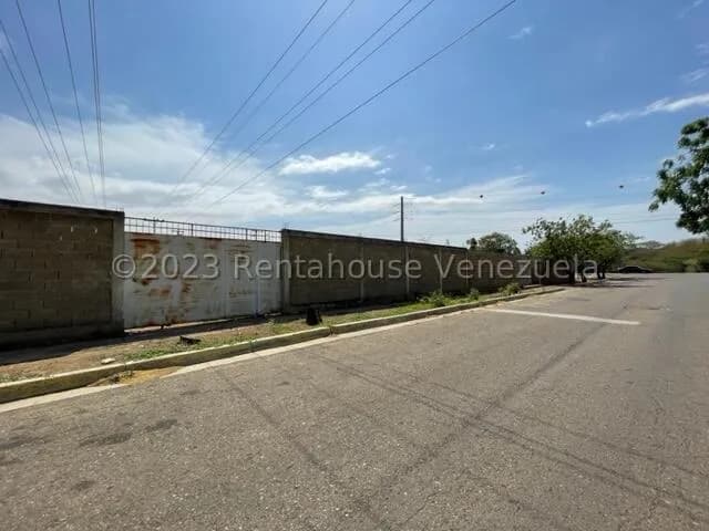 Terreno (Comercial) en Venta en Sector Los Orumos, Falcon