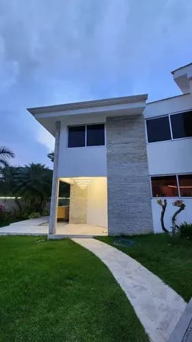 Casa Moderna En Venta: Altos De Guataparo