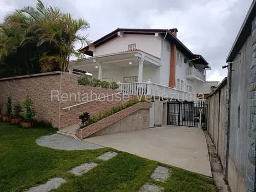 Am / Casa En Venta - El Amarillo / Mls #26-5995