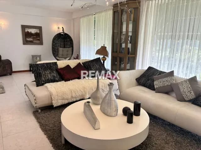 EN VENTA QUINTA 340 mtrs ALTOS DE MONTERREY