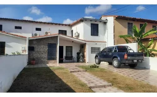 Casa En Venta Urb. Prados Del Golf Cabudare Ih-10037201