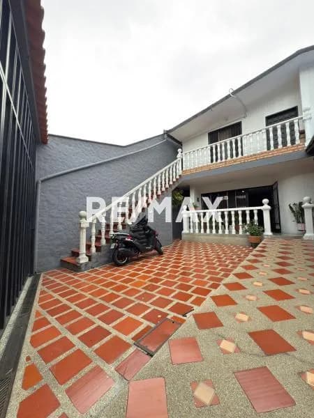 Casa en venta ubicada en Cordero Avenida san Cristóbal Mendoza, Carrera 1, Sector Urbanización Andrés Bello