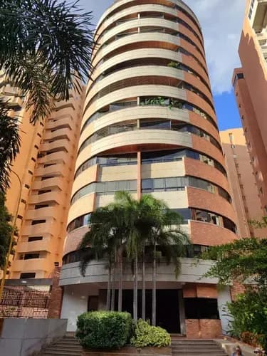 Apartamento En Res. Frontier, Trigaleña Alta - Valencia. Ina-727