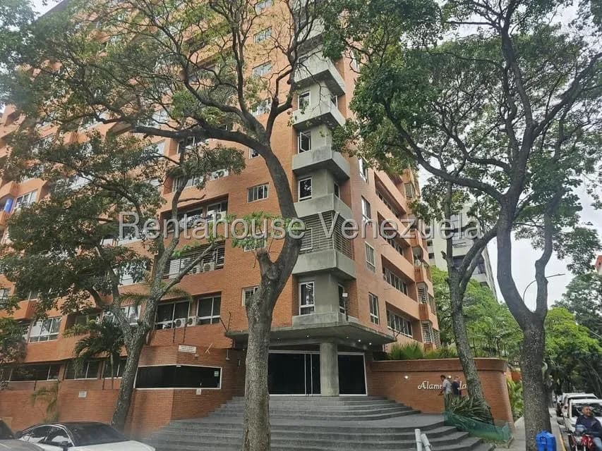 Apartamento (1 Nivel) en Alquiler en El Rosal, Distrito Metropolitano