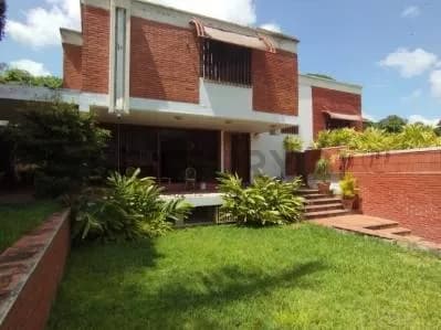 Prados del Este Vendo casa espectacular... Entra y descúbrela!!!