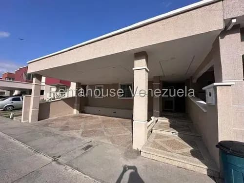 Lcda. Milagros Carrasquel Casa Alquiler Barquisimeto Lara Zona Este Ciudad Roca Economica Residencial Economico Código Inmobiliaria Rent-a-house 26-14830