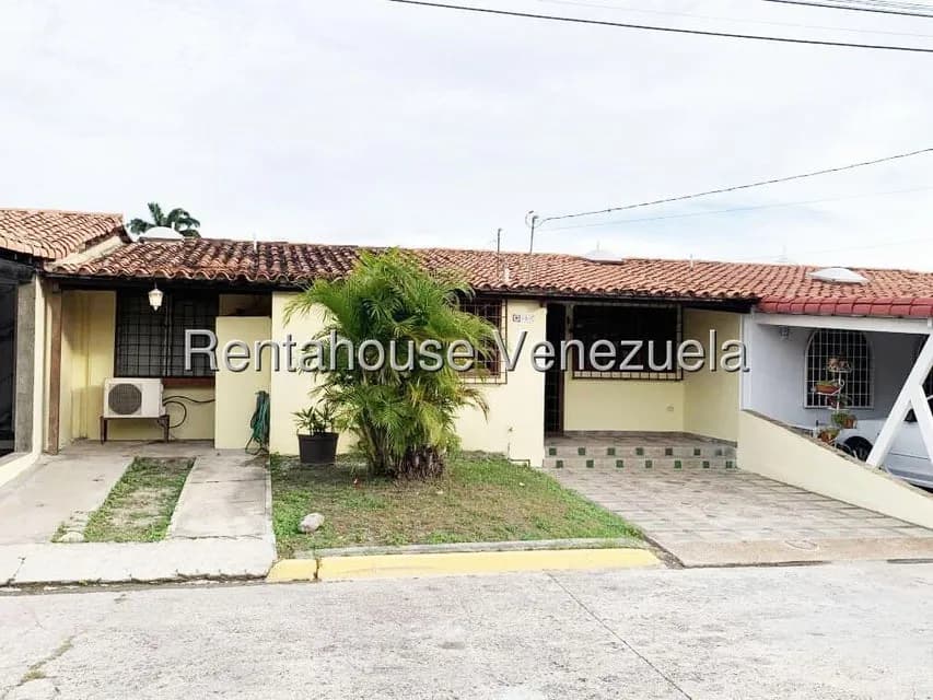 Casa (1 Nivel) en Alquiler en Parroquia Santa Rosa, Lara