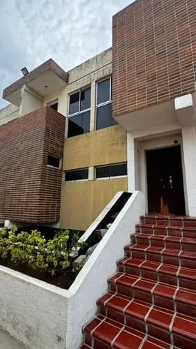 Maria Gabriela Garcia Inzitu Realtors Vende Apartovilla En Conjunto Residencial Altos De Aricagua Mañongo Solo Clientes Directos