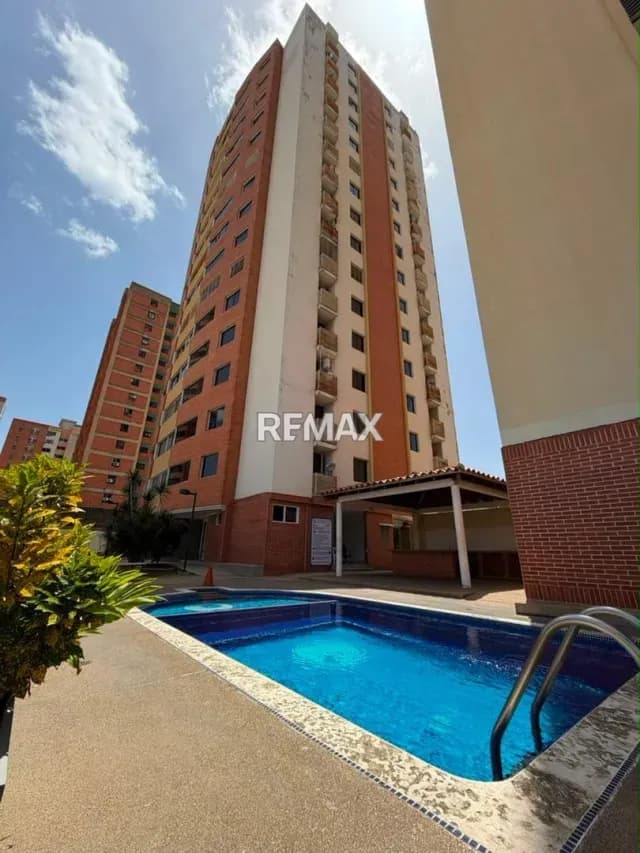 En Venta apartamento Res. Valle Claro - Mañongo