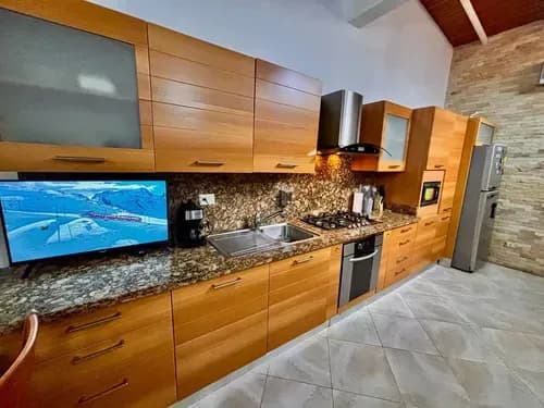 Casa Amoblada Valle De Oro Res Botalon - Con Pozo Y Piscina (solo Clientes)