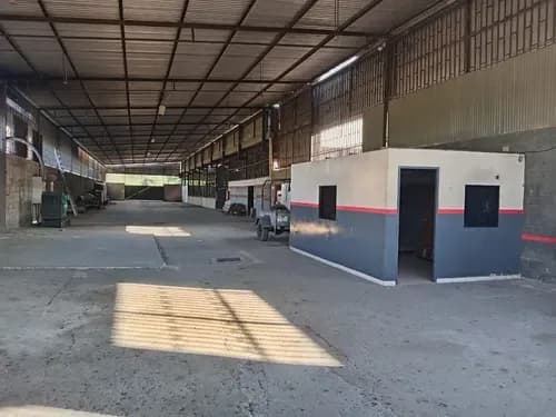 En Alquiler Galpón 1.100 Mts2 Guacara Carretera Nacional Oficina Baños Condominio Privado Patio De Maniobras Vigilancia Sólo Clientes Gm