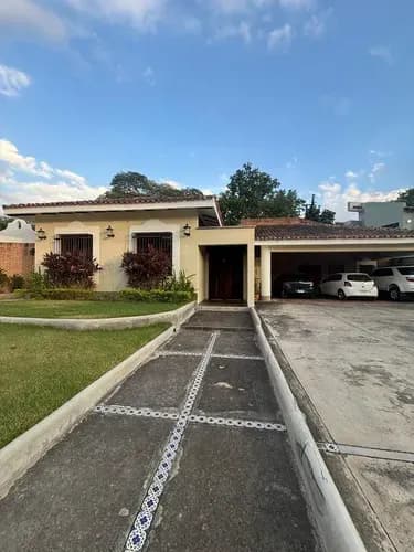 (hl28) Vendo Casa Tipo Campestre En La Cumaca En Urb Villa San Diego Country Club
