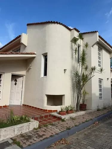 Meb, Vendo Townhouse En Villas Del Encanto Mañongo Naguanagua, 327199