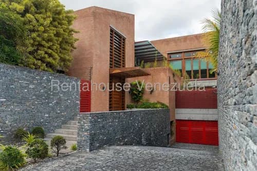 Da Casa En Venta En Los Chorros! 26-18957