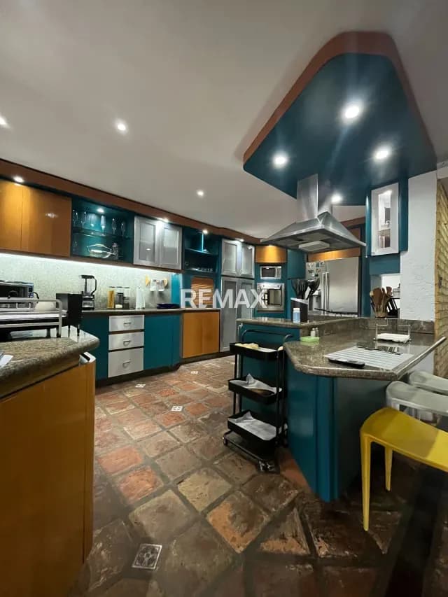 CASA CON POTENCIAL EN LA CUIDADELA