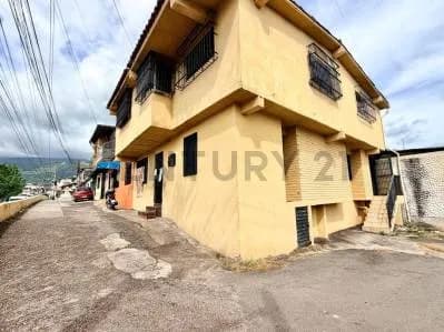 Venta Casa en Av. Rotaria La Concordia