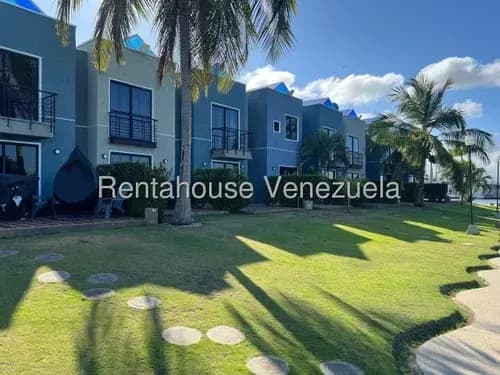 En Puerto Encantado Hermoso Town House En Urb Privada, Codg Mas 26-9745