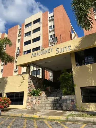 Apartamento En Venta Residencias Araguaney Suite Tazajal - Naguanagua. Zenaida Quintero